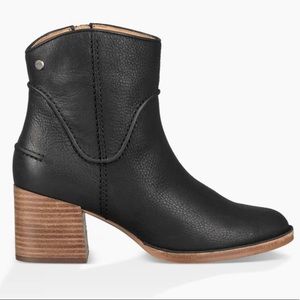UGG Annie Boot